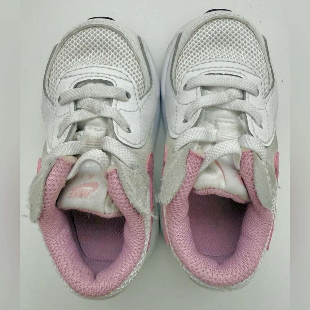 Nike Kids Air Max White and Pink Sneakers - Size 5C - Picture 3 of 9